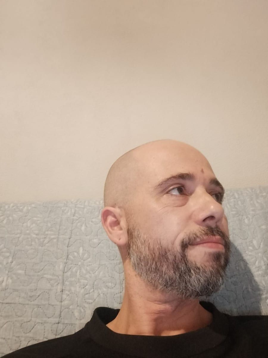 Profil von Lonni